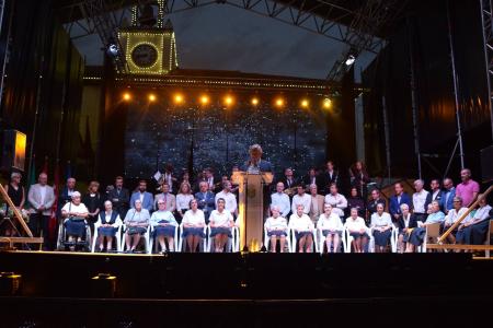 Homenaje a las Hijas de la Caridad