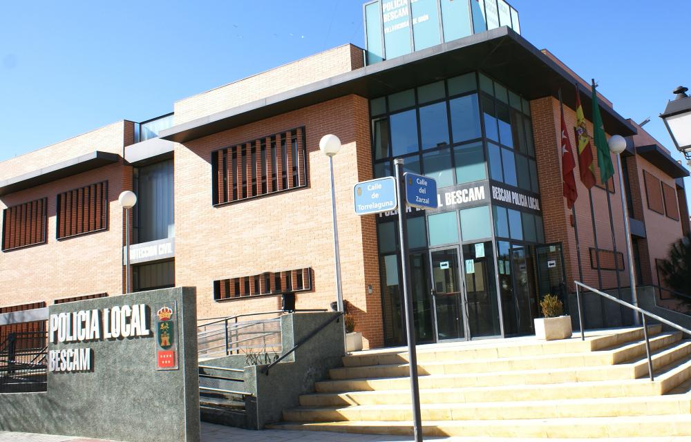 Imagen $htmlUtil.escape($title)