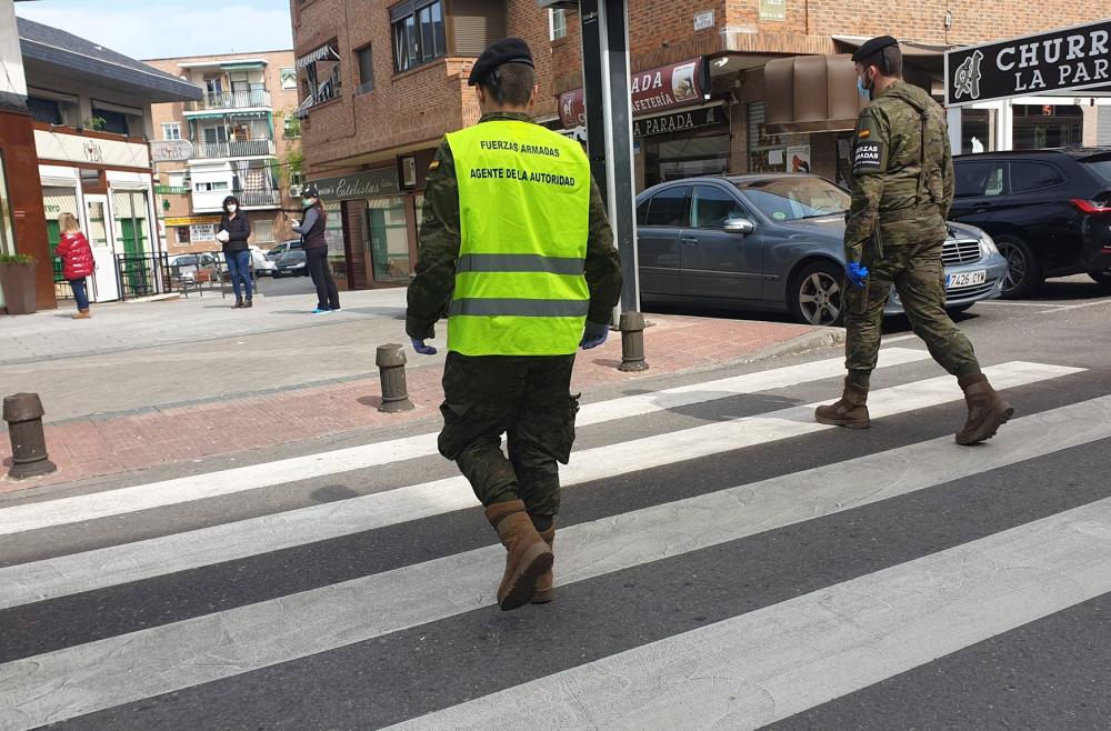  Imagen Militares del Ejército de Tierra realizaron este sábado patrullas presenciales para colaborar con la ciudadanía y las fuerzas de Seguridad
