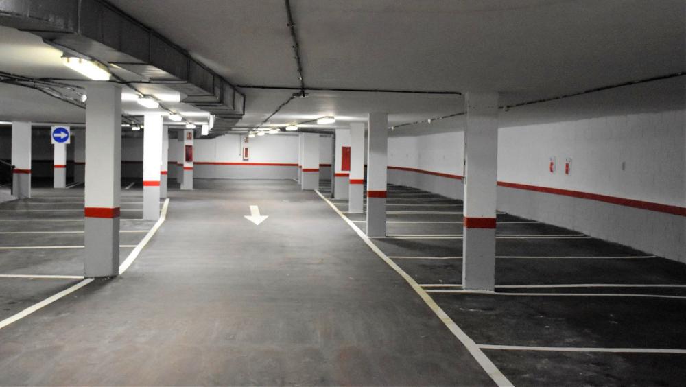  Imagen El aparcamiento municipal de la calle Nueva vuelve a abrir después de acometerse los trabajos de mejora y limpieza