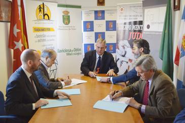  Imagen Villaviciosa participa en el programa para integrar socialmente a las personas afectadas con síndrome de autismo a través de la práctica del judo