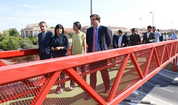  Imagen Inaugurada la pasarela peatonal sobre la carretera M-856