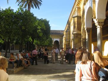  Imagen La Oficina Municipal de Turismo amplía el plazo de inscripción para la visita cultural a Villaviciosa de Córdoba