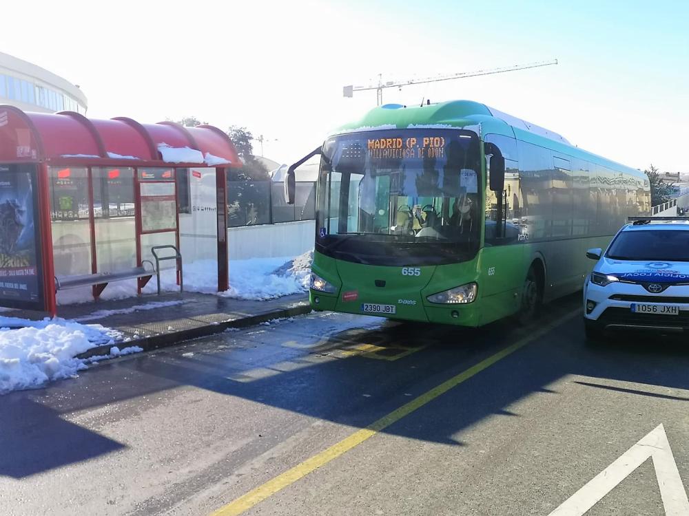  Imagen Se restablece el servicio de nuevas líneas de autobús