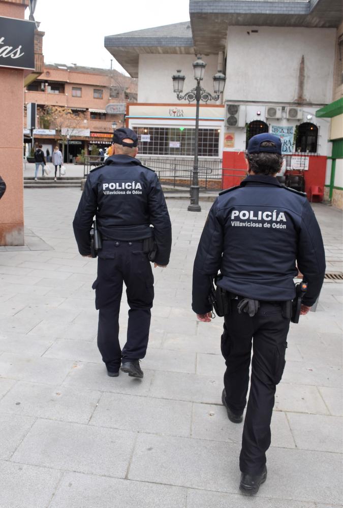  Imagen La Policía Local intensifica los controles para vigilar el cumplimiento de las medidas sanitarias contra el COVID