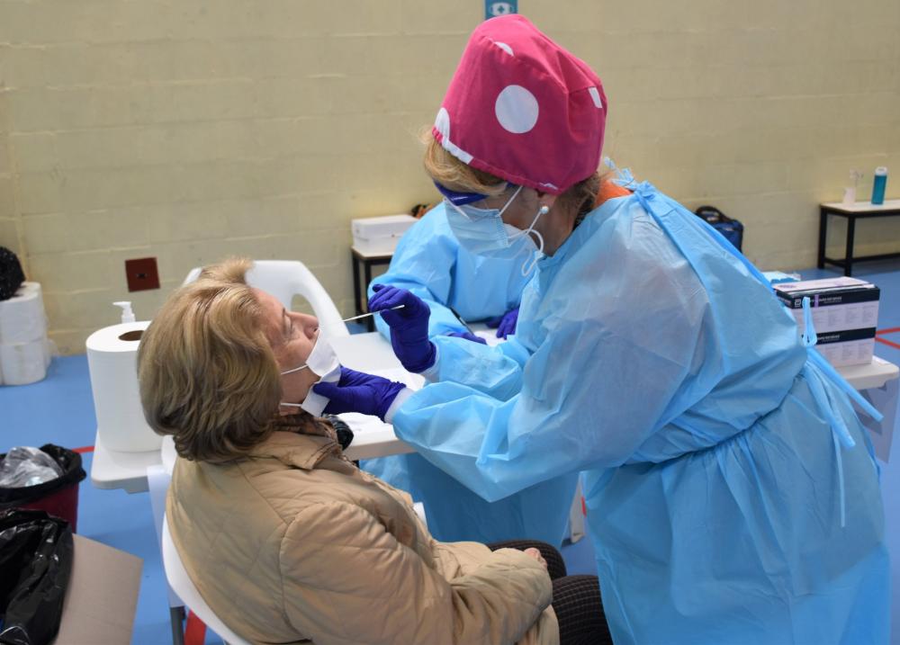  Imagen La primera jornada de test masivos en Villaviciosa transcurre con normalidad