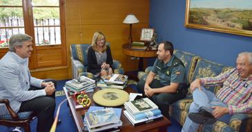 ENTREGA PLACA TENIENTEweb.jpg