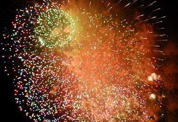 FUEGOS VILLAVICIOSA.jpg