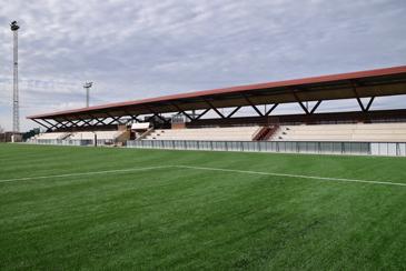 campo césped nuevo 6web.jpg