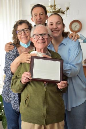 Homenaje a los mayores centenarios