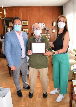 Homenaje a los mayores centenarios