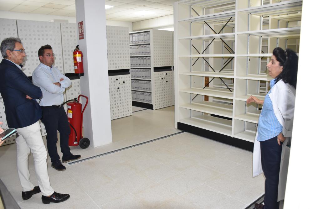  Imagen El Archivo municipal de Villaviciosa de Odón amplía sus instalaciones con nuevas estanterías móviles que amplían el número de metros lineales disponibles