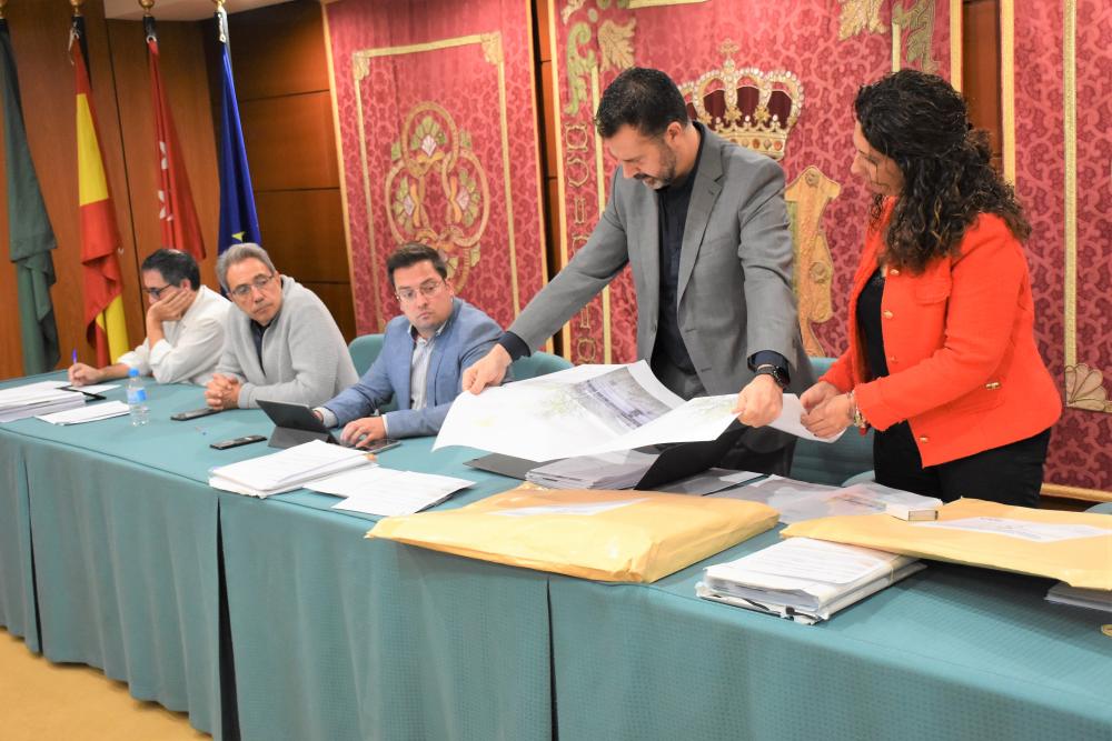  Imagen La Mesa de Calificación y Valoración ha procedido a la apertura de las ofertas económicas y los anteproyectos presentados por las empresas licitadoras que optan a la construcción de viviendas de protección pública en nuestro municipio