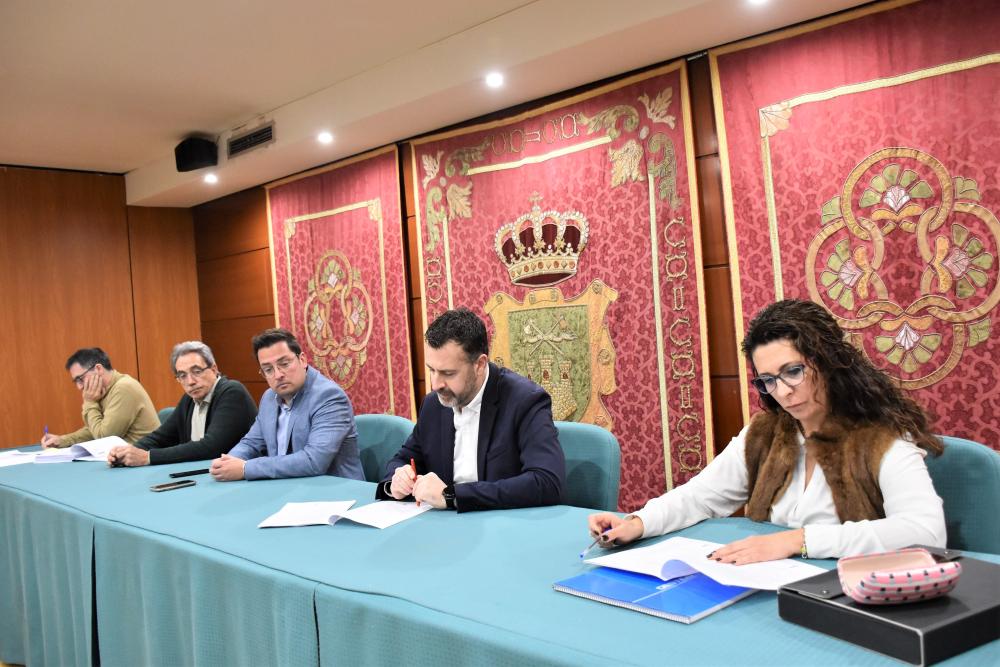  Imagen La mesa de calificación del proceso de enajenación de dos parcelas para la construcción de viviendas públicas ha dado a conocer el informe técnico de valoración final de los anteproyectos