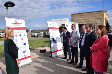 Visita del Consejero al punto limpio 8