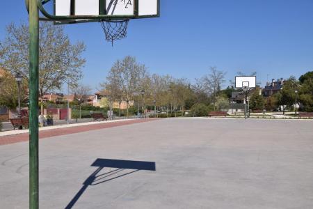 Zona verde calle Guadalajara 5