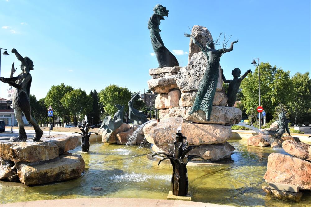  Imagen Trabajos de reparación y puesta en funcionamiento de las fuentes ornamentales