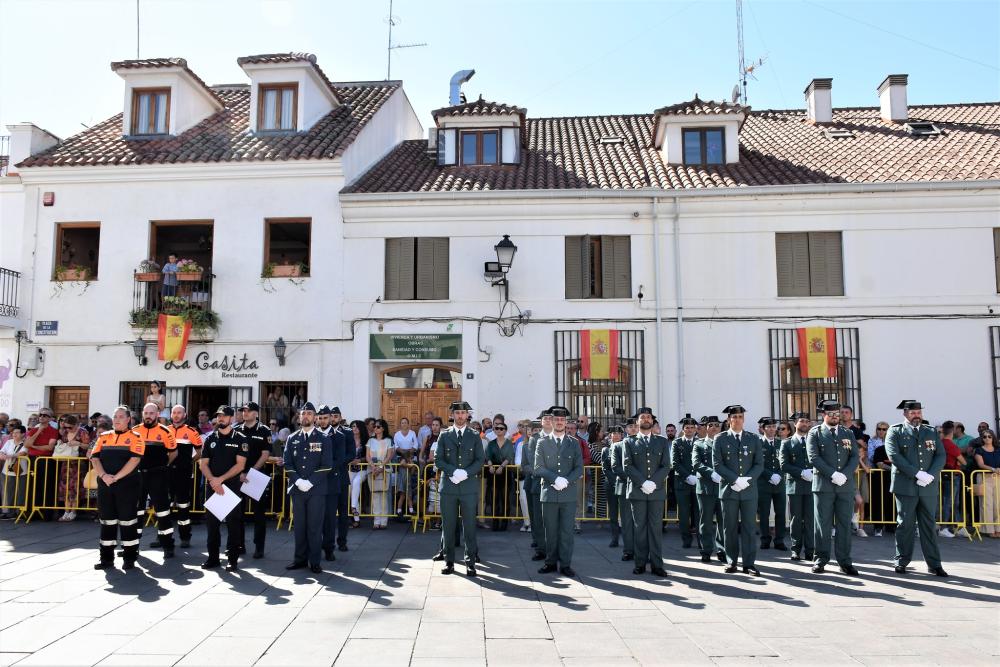  Imagen Merecido homenaje a la Guardia Civil en el día de su Patrona y de la Fiesta Nacional