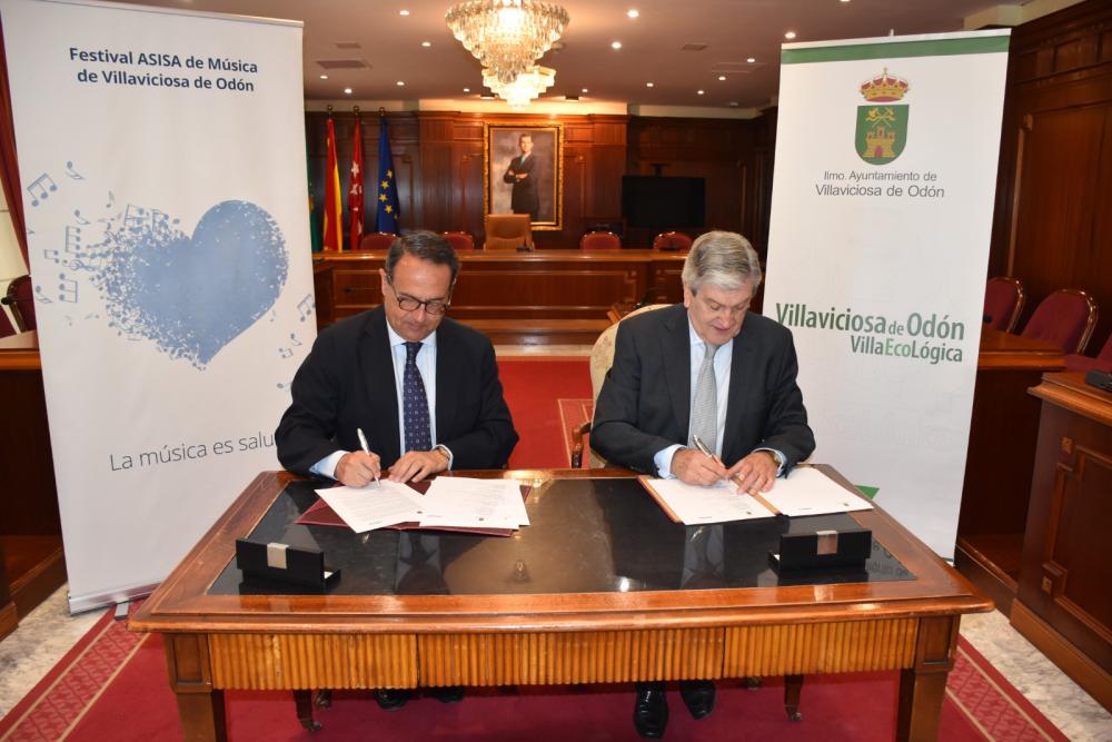  Imagen El Ayuntamiento de Villaviciosa de Odón y Asisa renuevan el convenio de colaboración para la celebración de la XVII edición del Festival de Música