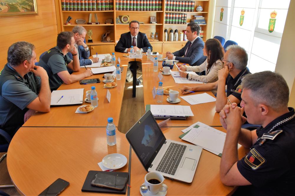  Imagen El alcalde de Villaviciosa de Odón reclama al Gobierno mayor dotación de agentes de la Guardia Civil para el cuartel de la localidad