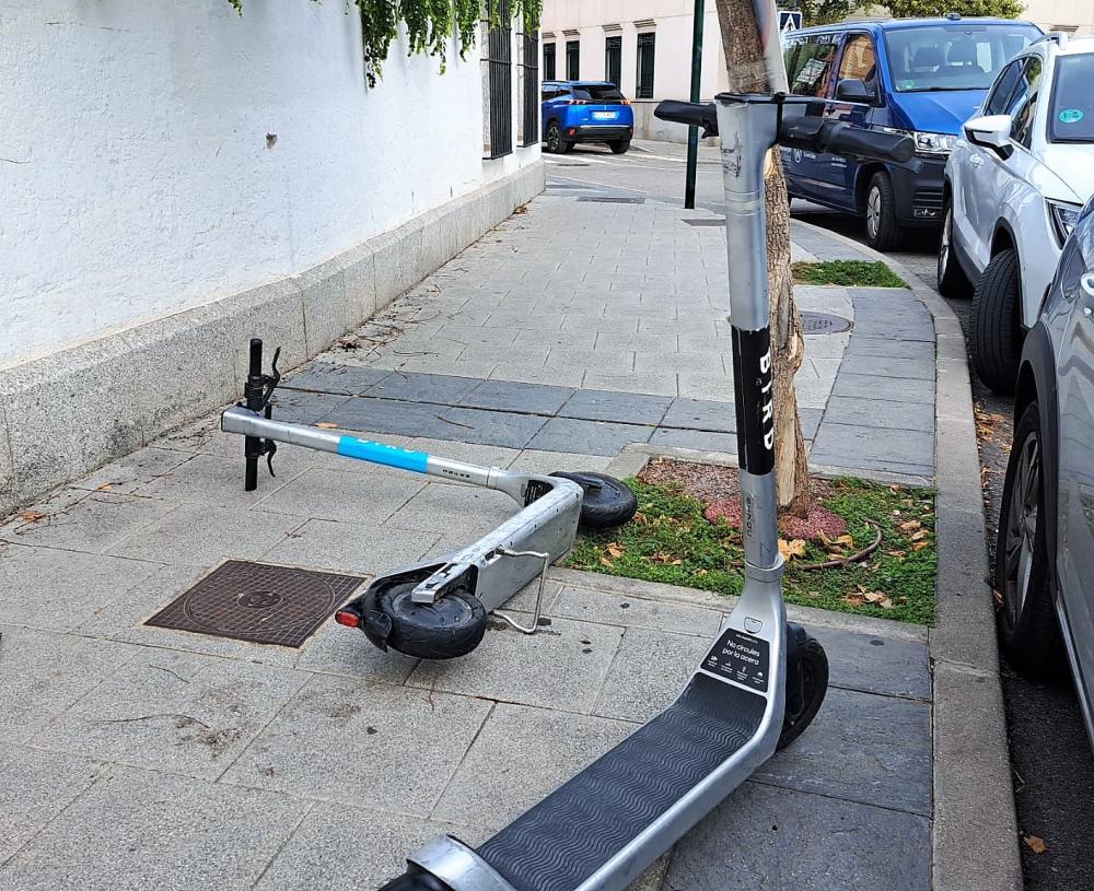  Imagen El Ayuntamiento de Villaviciosa de Odón comunica a la empresa que presta el servicio de patinetes eléctricos en el municipio que los retire antes del 28 de octubre
