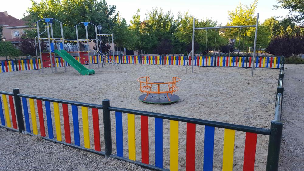  Imagen Nuestros vecinos más jóvenes ya pueden disfrutar de una nueva zona infantil situada en la Avenida de España