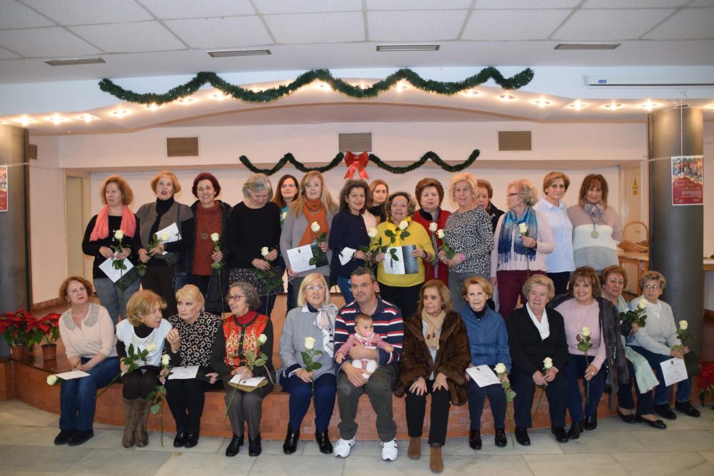  Imagen El Ayuntamiento tributó un merecido homenaje a las personas voluntarias que durante 20 años han colaborado en el Baratillo Benéfico